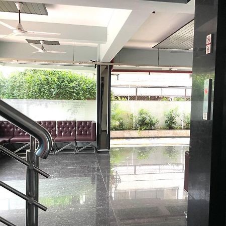Hotel Airport Kk Nagpur Eksteriør bilde